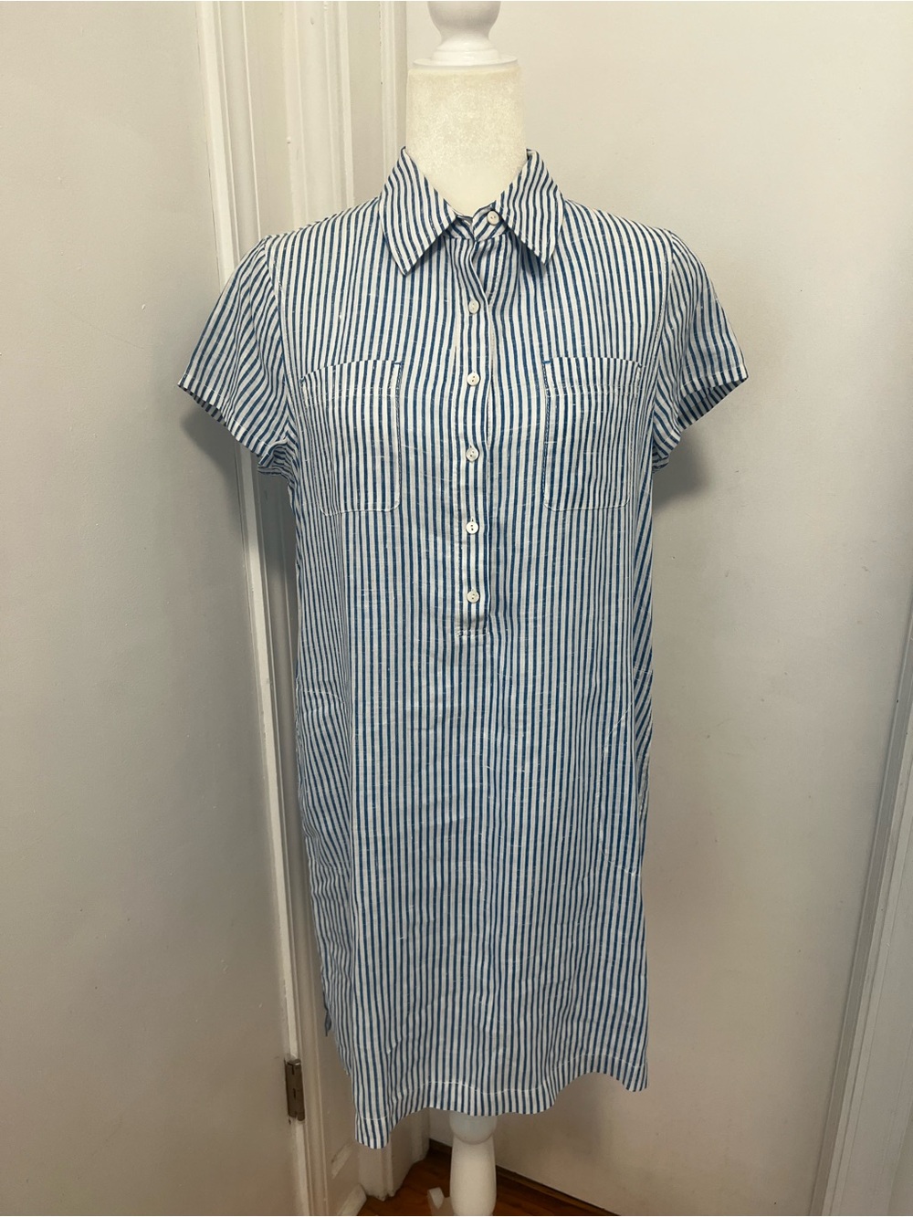 Vineyard Vines 100% Linen Dress
